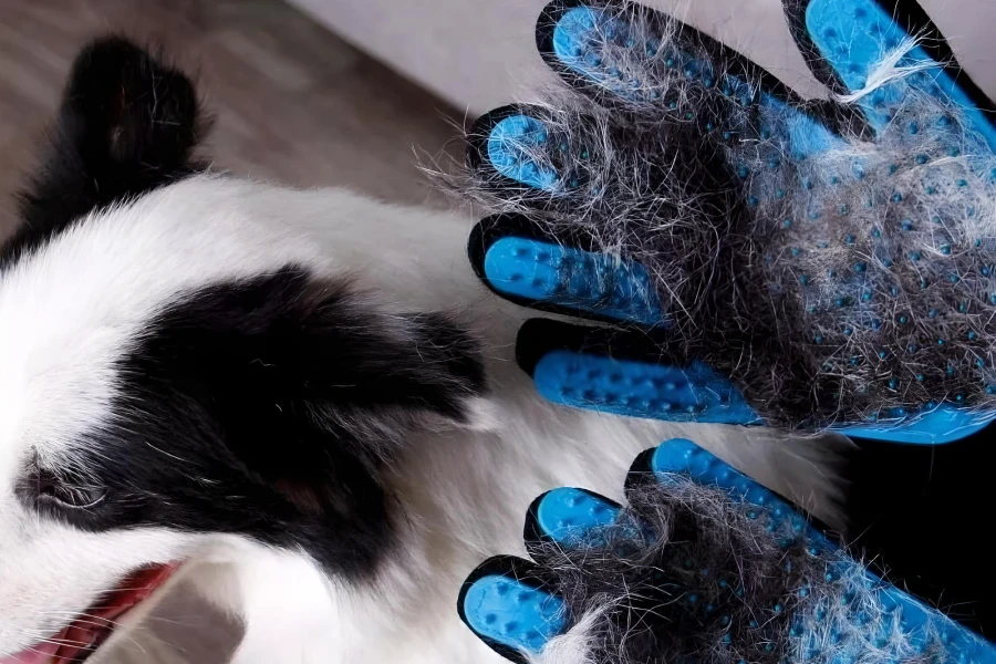 Gentle Grooming Glove for Dogs and Cats